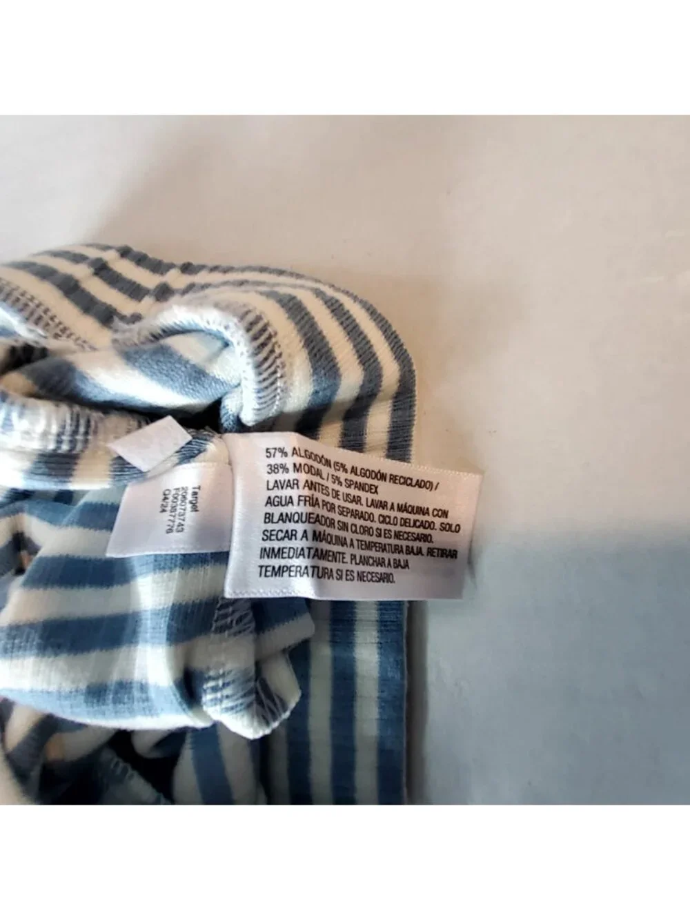 Cloud Island Baby 2-Piece Set In Cream & Blue Stripes Size 6-9Months Lightweight